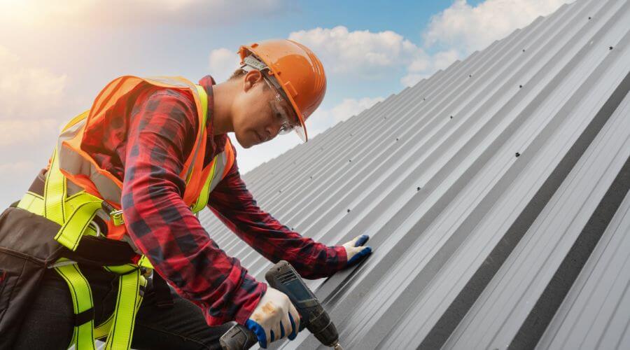GAF certified roofer in Lyons, KS